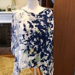 Anthropologie Akemi + Kin pullover top.  Size M.  Blue, white, green, and gold